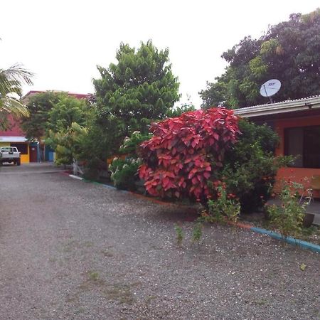 Cabinas Surf Side Cahuita Dış mekan fotoğraf